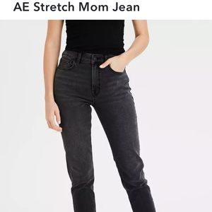 American Eagle Faded Black Mom Jeans 0